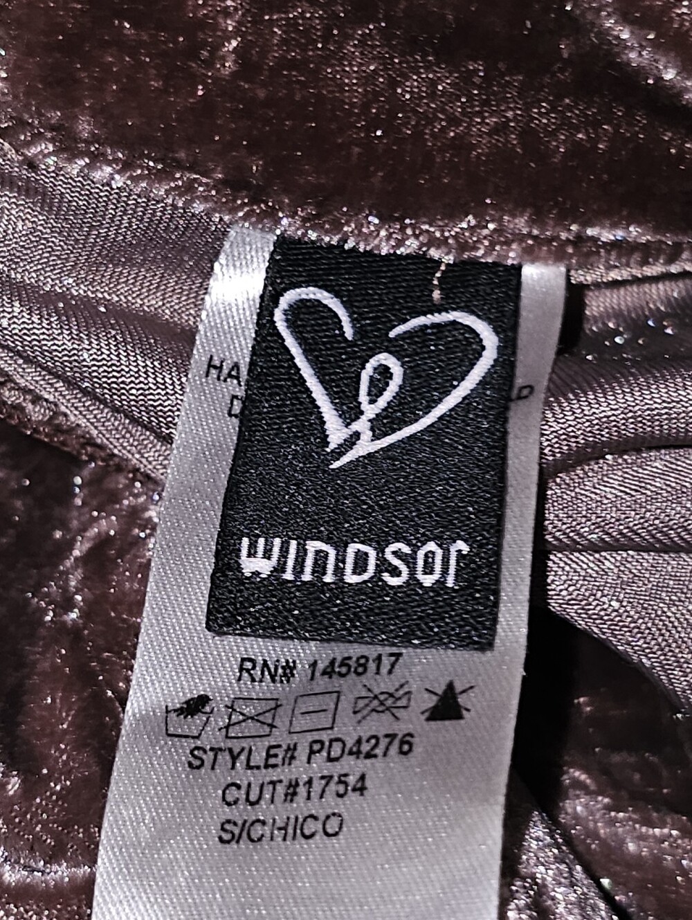 Windsor - Picture 3 of 3